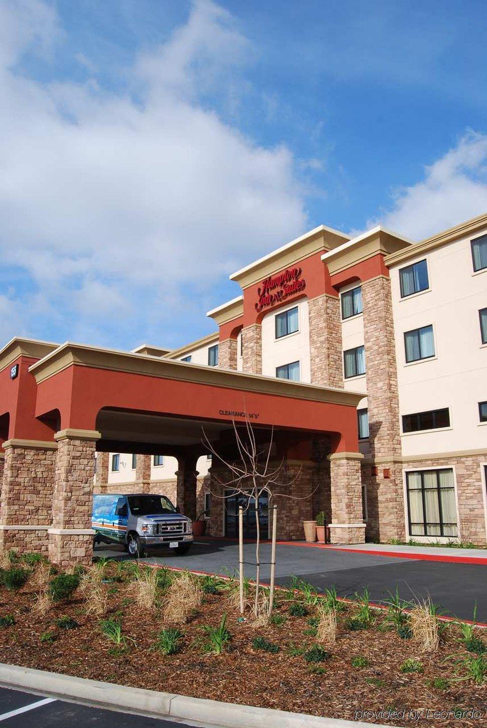 Hampton Inn & Suites Folsom Exterior photo